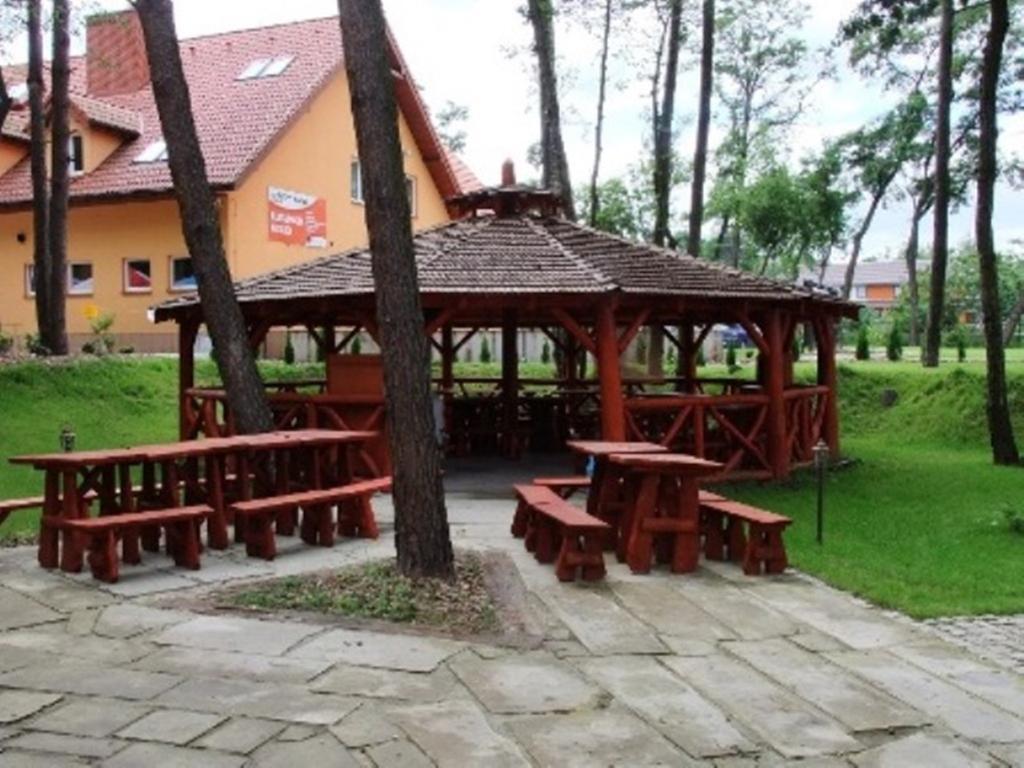 Hotel Luka Radom Bagian luar foto